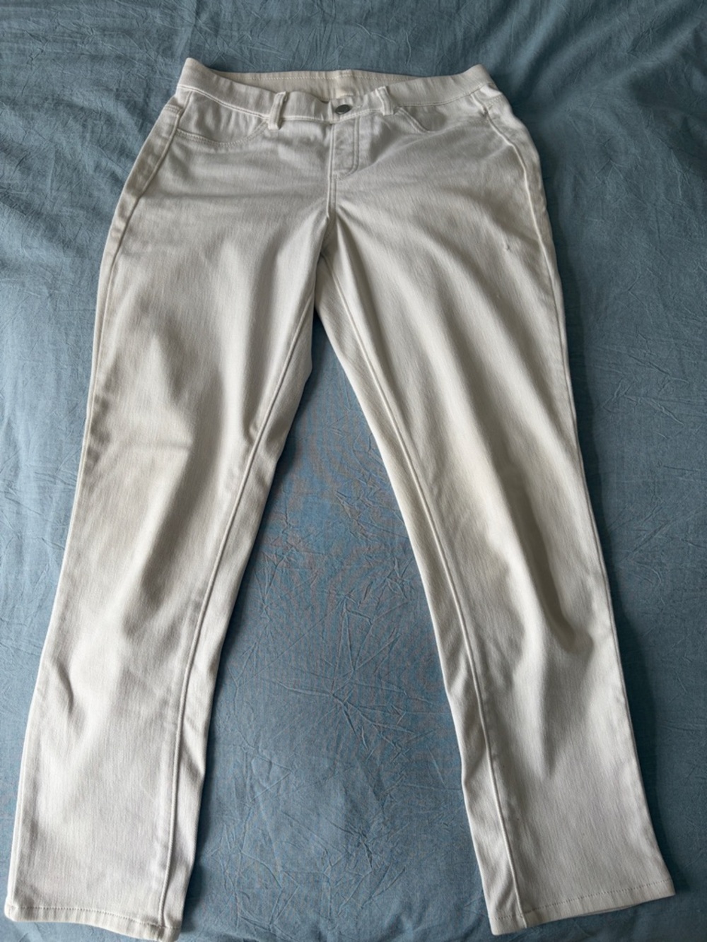 Uniqlo Women's White Capris